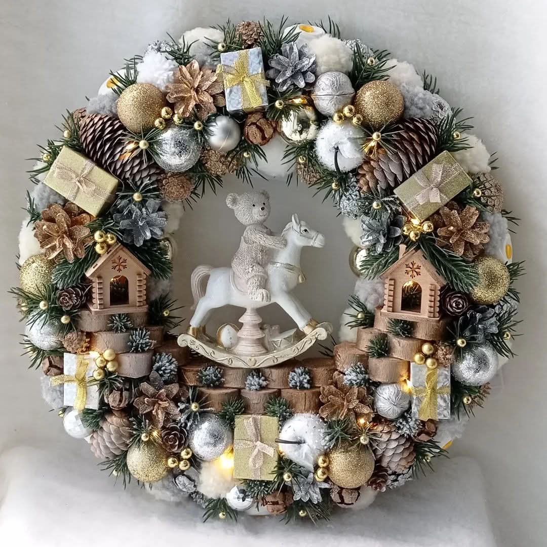 Guirlanda Natalina com Urso e Cavalo de Balanço Decorativo TVN56