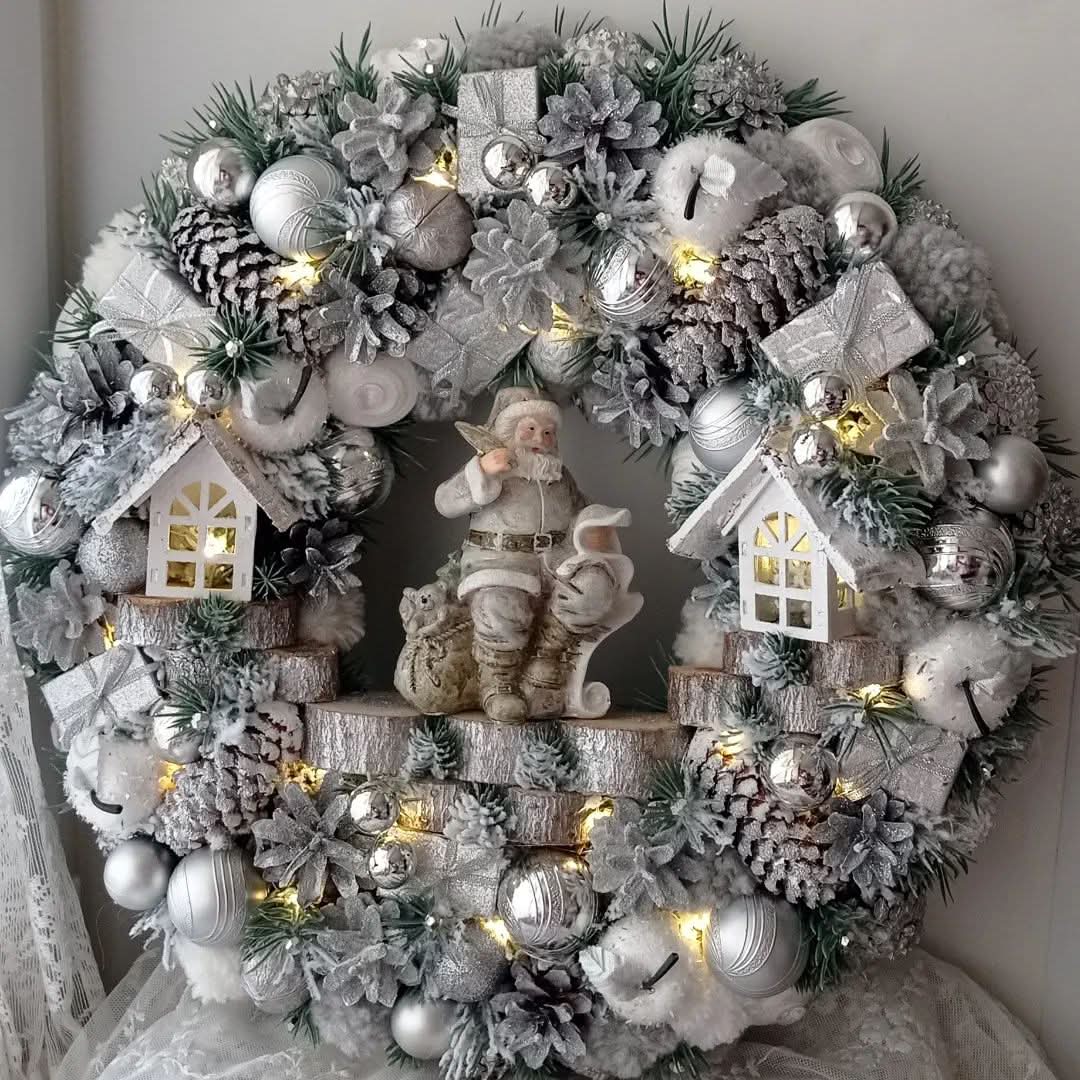 Guirlanda Natalina com Luzes LED 65 cm TVN27